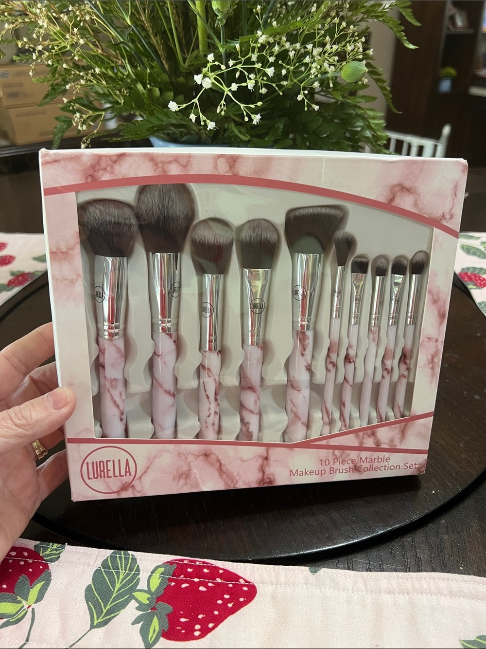 New Lurella 10-Piece Marble Makeup Brush Set - Pink Marble